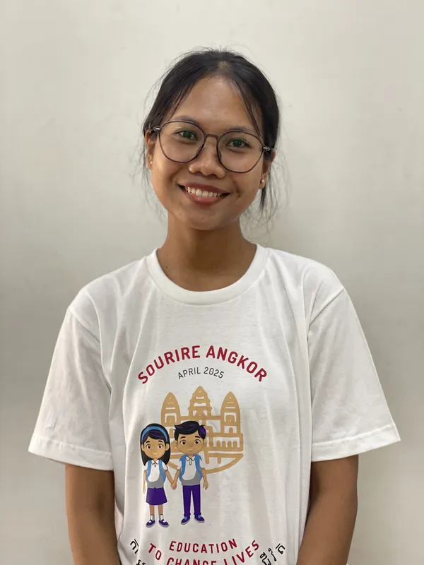 Portrait de HOEUN Sophanya